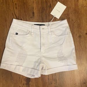Kansan white distressed shorts